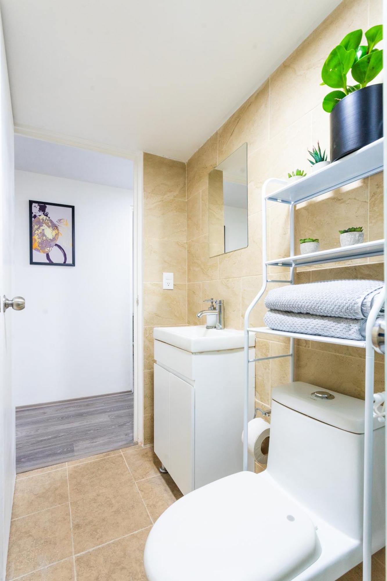 Private #4 In A 4 Bedroom In Roma Norte, Guest house Mexico City
